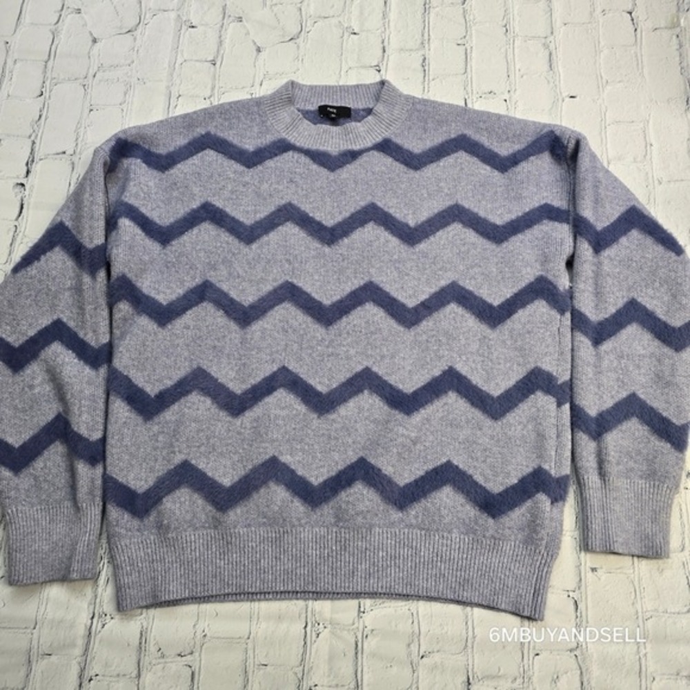 FATE Womens Blue Grey Chevron Zig Zag Fuzzy Knit Crewneck Sweater Size M CH93-SF